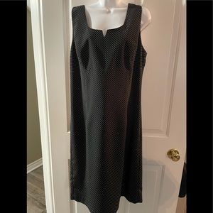 *SOLD* Classic & Classy Polka Dot Dress